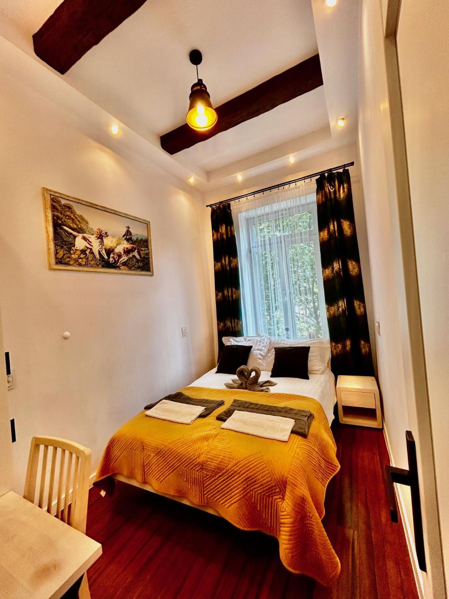 Old Cracow Apartment Krakow Ngoại thất bức ảnh